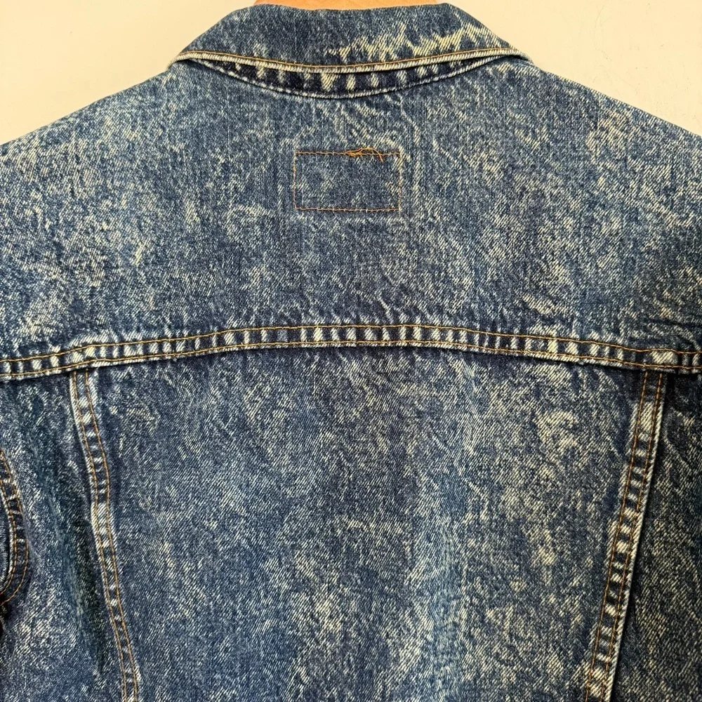 RARE Levi's Vintage Denim Jacket, 100% Cotton, Size XL, Offers Welcome - Picture 3 of 11